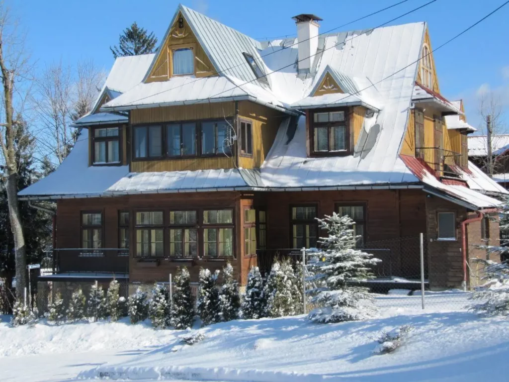 ST STANISLAW HOUSE